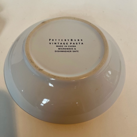 Pottery Barn Parmigiano Cheese Serving Bowl with Lid - Picture 4 of 8